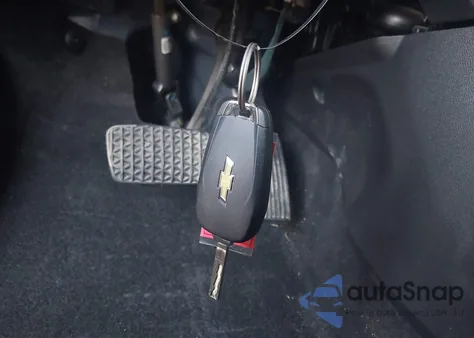 2021 Chevrolet Trailblazer Fwd Ls z USA, uszkodzony, nr VIN KL79MMS22MB018900